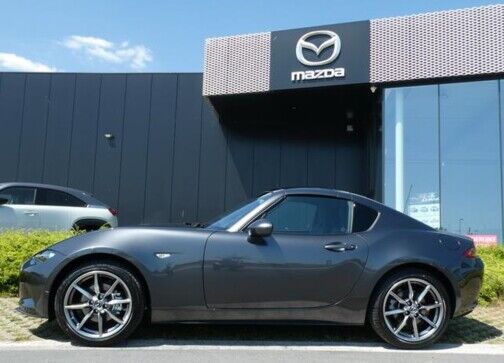 Direct beschikbare Mazda MX-5 RF machine grey stockwagen bij Garage Dochy Izegem