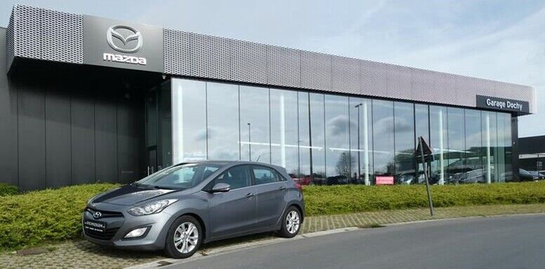 Hyundai I30 tweedehands diesel goedkoop kopen bij Garage Dochy Izegem Mooie en betrouwbare Hyundai I30 tweedehands diesel kopen bij Garage Dochy Izegem