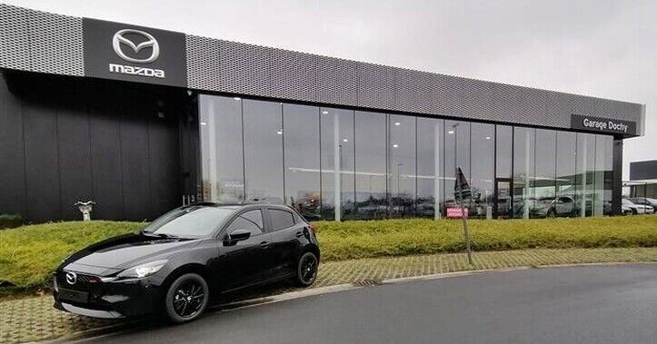 Mazda 2 benzine stockwagen Jet Black Homura kopen bij Garage Dochy Izegem