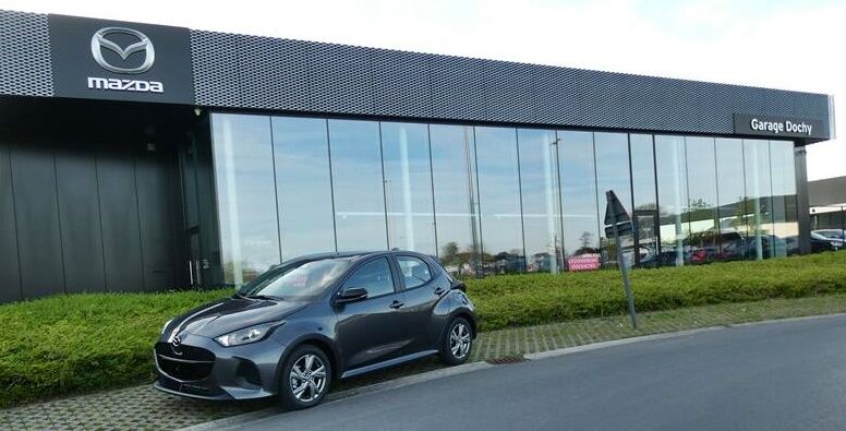 Directiewagen Mazda 2 Hybride voordelig kopen bij Garage Dochy Izegem