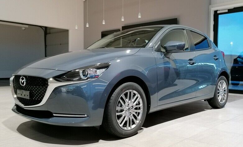 Stockwagen Mazda 2 Mild Hybrid Polymetal Grey okinami kopen bij Garage Dochy 