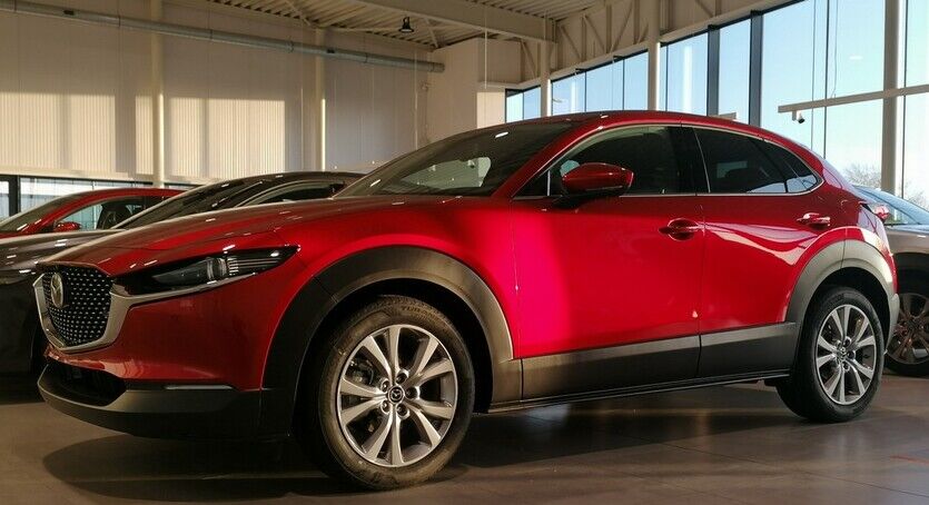 Mazda CX30 Soul Red Crystal stockwagen benzine kopen met extra korting bij Garage Dochy Izegem Mazda CX-30 Soul Red Crystal stockwagen in Hakone voordeeleditie kopen met extra korting bij Garage Dochy nabij Roeselare