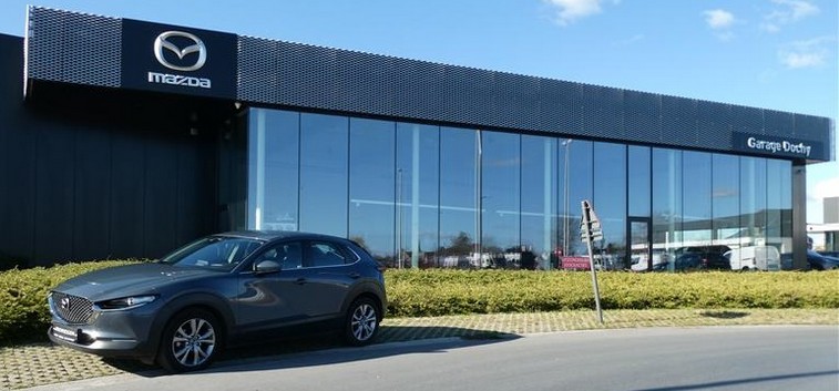 Mooie tweedehands SUV Mazda CX-30 tweedehands kopen met garantie bij Garage Dochy Izegem