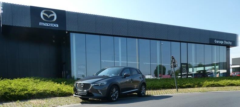 Mooie SUV Mazda CX-3 2ehands kopen bij Garage Dochy Izegem