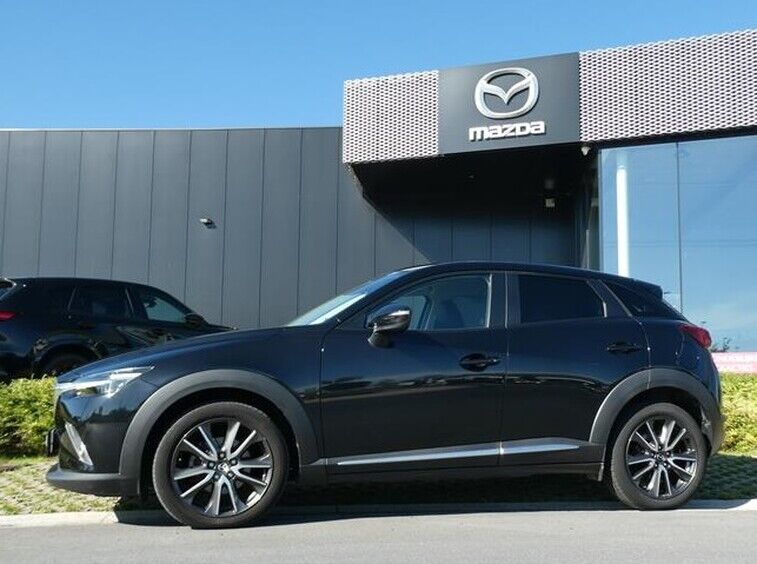 Mazda CX3 benzine tweedehands SUV kopen met Garantie bij Garage Dochy Izegem 