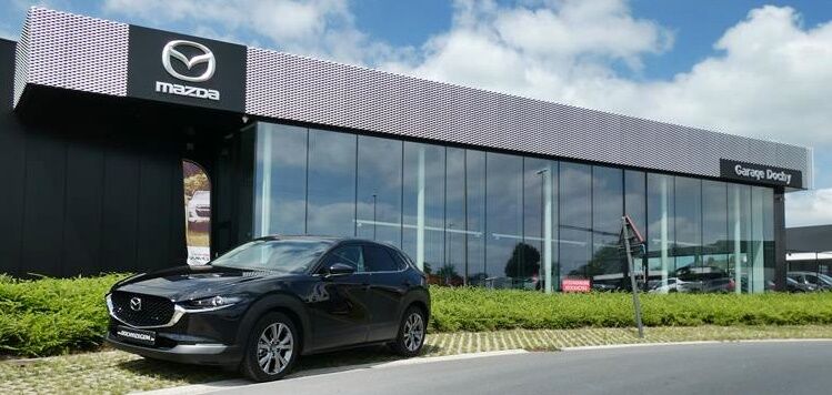 Jong tweedehands Mazda CX-30 kopen met Skyactiv X technologie bij Garage Dochy nabij Roeselare
