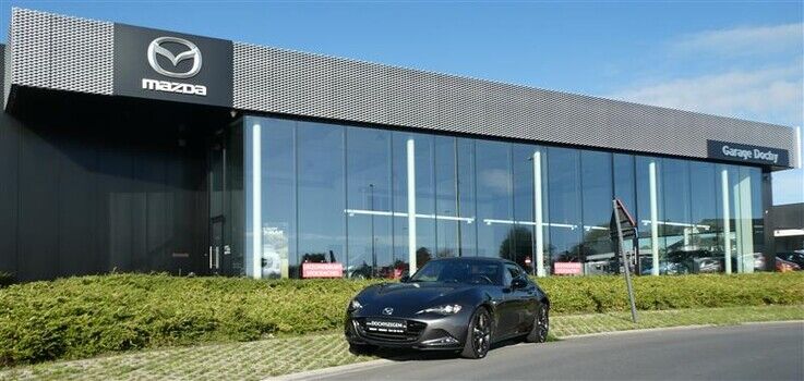 Mazda MX5 RF tweedehands cabriolet kopen met 160pk bij Garage Dochy Izegem Krachtige en sportieve Mazda MX5 cabrio RF tweedehands kopen bij Garage Dochy Izegem