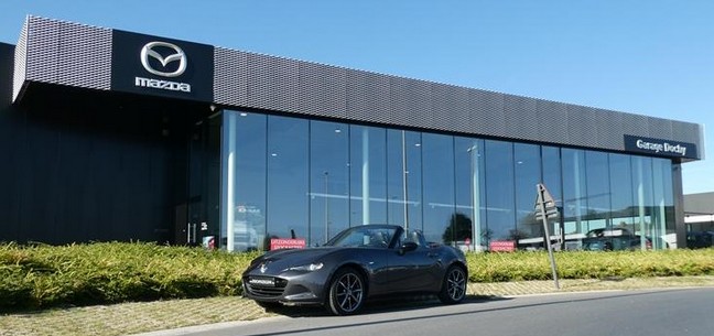 Roadster Mazda MX-5 tweedehands cabriolet kopen bij Garage Dochy Izegem 