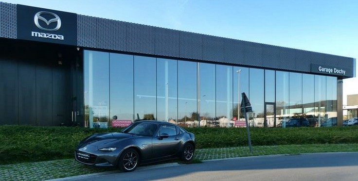 Mooie Mazda MX5 cabrio RF uitvoering tweedehands kopen bij Garage Dochy Izegem