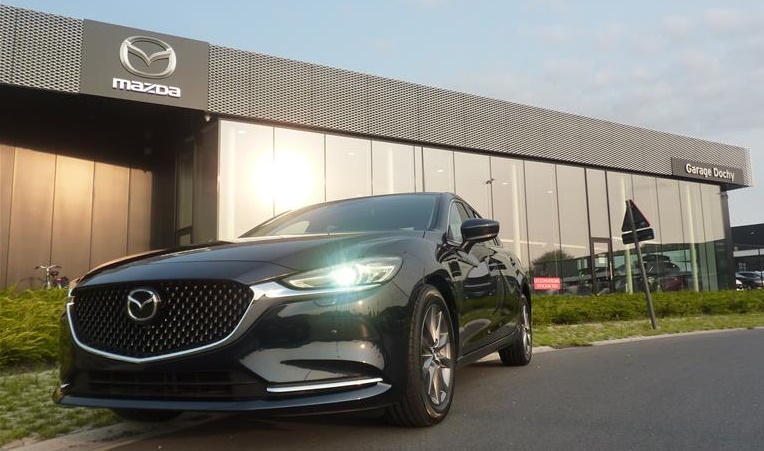 Mazda 6 berline stockwagen met extra klantvoordeel kopen bij Garage Dochy Izegem Mazda 6 berline stockwagen met grote korting kopen bij Garage Dochy Izegem