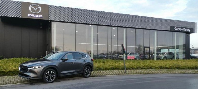Mazda CX-5 2022 Machine Grey stockwagen Enso met leather Pack Mazda CX-5 2022 stockwagen in machine grey benzine kopen bij Garage Dochy Izegem