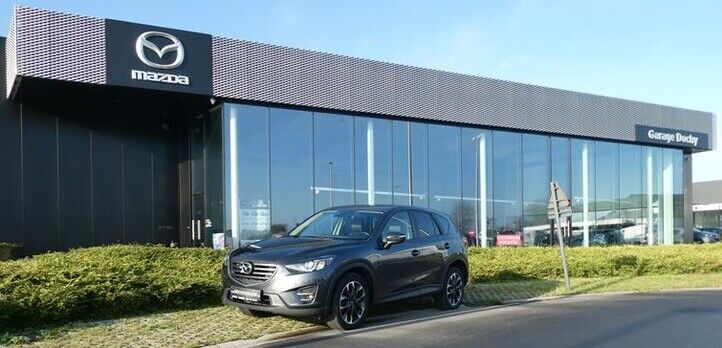 Mooie Mazda CX5 SUV tweedehands benzine kopen bij Garage Dochy Izegem